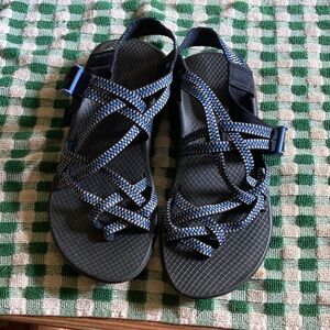 Navy and Black Strappy Sandals Chaco 7
